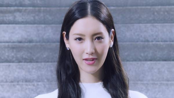 菜々緒さんおすすめ - 秋冬に欠かせない美脚アイテム「着圧タイツ」