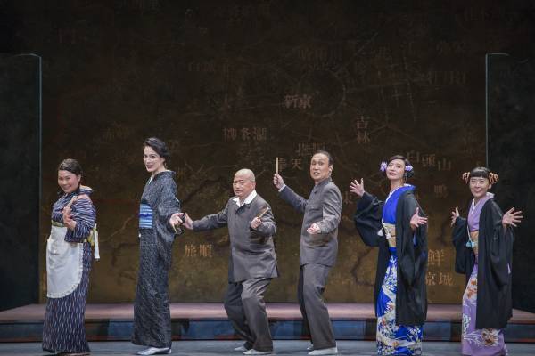 戦争という時代にも笑いを生み出そうとした人間の喜劇「円生と志ん生」