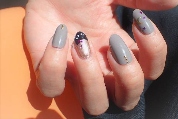 ハロウィンネイルの簡単なやり方【マニキュアでセルフネイル】