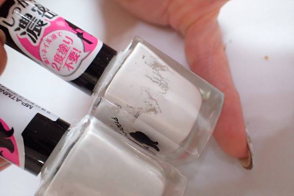 レトロモダンフラワーネイルの簡単なやり方【マニキュアでセルフネイル】