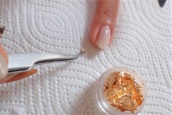 大理石ネイル（秋ver.）の簡単なやり方【マニキュアでセルフネイル】