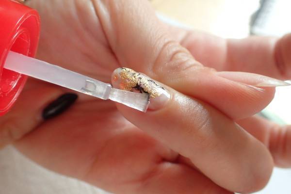 大理石ネイル（秋ver.）の簡単なやり方【マニキュアでセルフネイル】