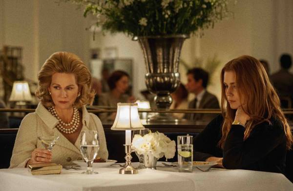 秋のアート気分にぴったり！　愛と復讐の美しきミステリー『ノクターナル・アニマルズ』に酔う- 古川ケイの「映画は、微笑む。」#27