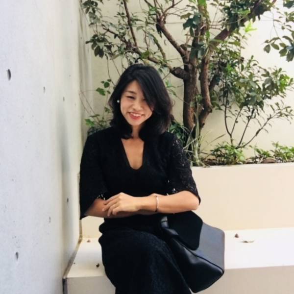 ZARAで楽しむシャネル流リトルブラックドレス