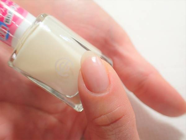 大人の塗りかけネイルの簡単なやり方【マニキュアでセルフネイル】