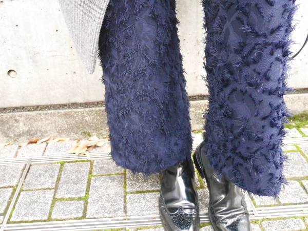 【おしゃれびとスナップ＃25】旬なデザインパンツで、ハンサムな足元に