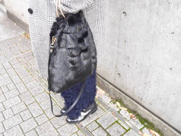 【おしゃれびとスナップ＃25】旬なデザインパンツで、ハンサムな足元に