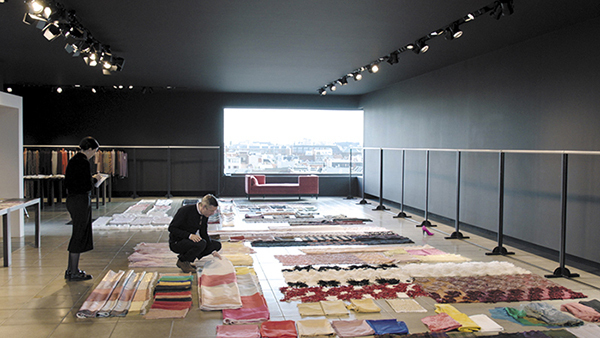 ファッション好き必見の映画『ドリス・ヴァン・ノッテン　ファブリックと花を愛する男』