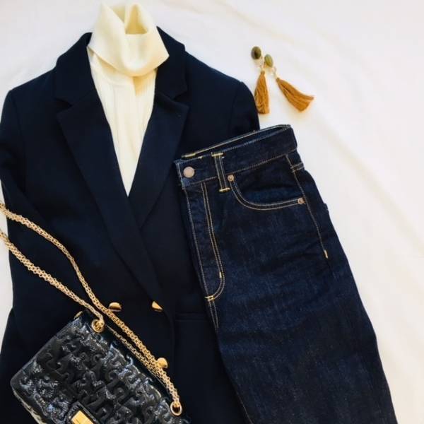 GUハイウエストデニムなら誰でも脚長に、スタイルアップが叶います