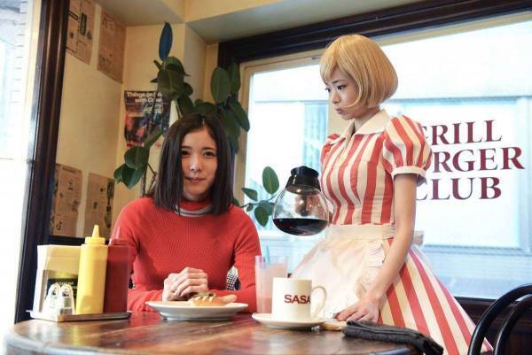 不器用なヒロインに共感！　脳内片思いVS.リアル恋愛を描く『勝手にふるえてろ』- 古川ケイの「映画は、微笑む。」#32