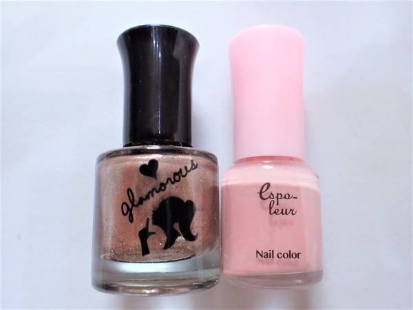 北欧風ネイルの簡単なやり方【マニキュアでセルフネイル】