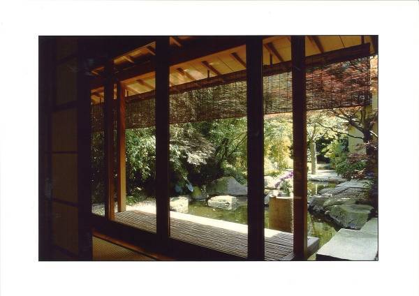 「高田賢三」の栄光と挫折が明らかに─『夢の回想録　高田賢三自伝』がリリース