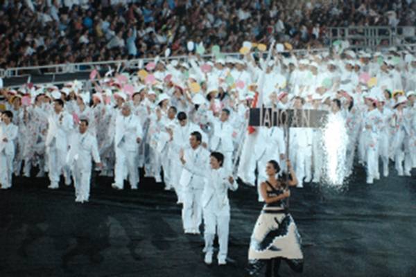 「高田賢三」の栄光と挫折が明らかに─『夢の回想録　高田賢三自伝』がリリース