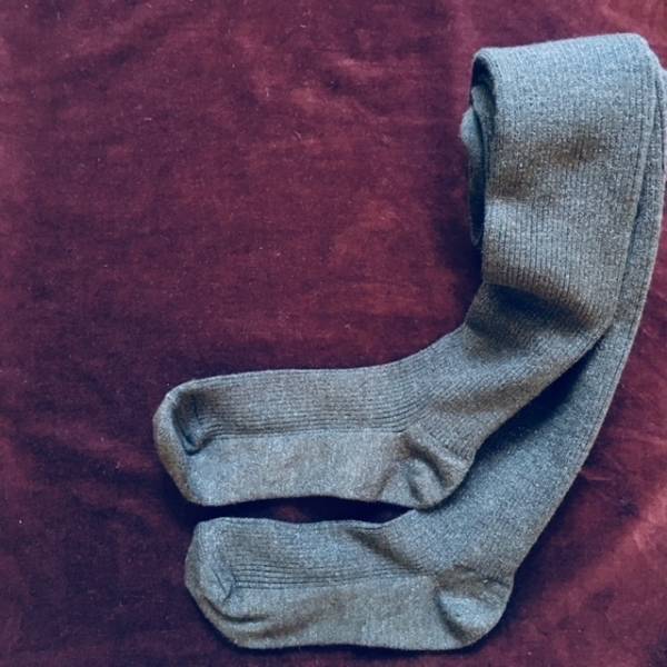 UNIQLOヒートテックニットタイツなら、暖かさとおしゃれが両方手に入る