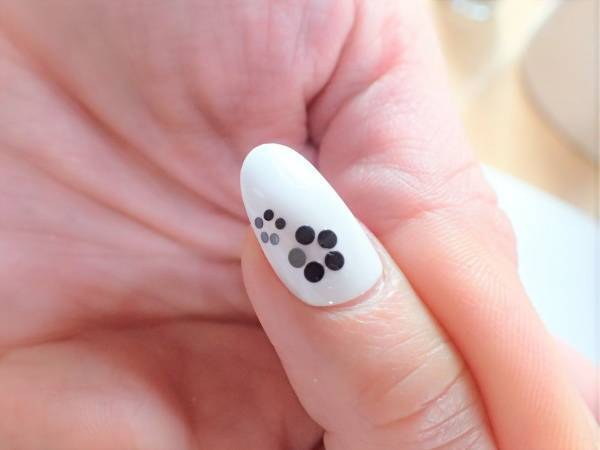 和風ネイルの簡単なやり方【マニキュアでセルフネイル】