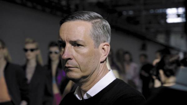 美しさの秘密に迫る『ドリス・ヴァン・ノッテン　ファブリックと花を愛する男』- 古川ケイの「映画は、微笑む。」#34