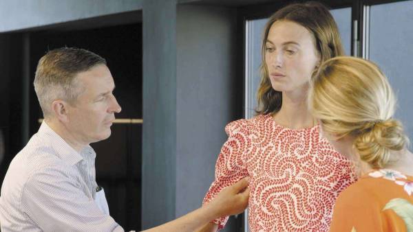 美しさの秘密に迫る『ドリス・ヴァン・ノッテン　ファブリックと花を愛する男』- 古川ケイの「映画は、微笑む。」#34