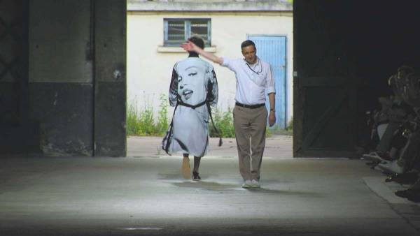 美しさの秘密に迫る『ドリス・ヴァン・ノッテン　ファブリックと花を愛する男』- 古川ケイの「映画は、微笑む。」#34