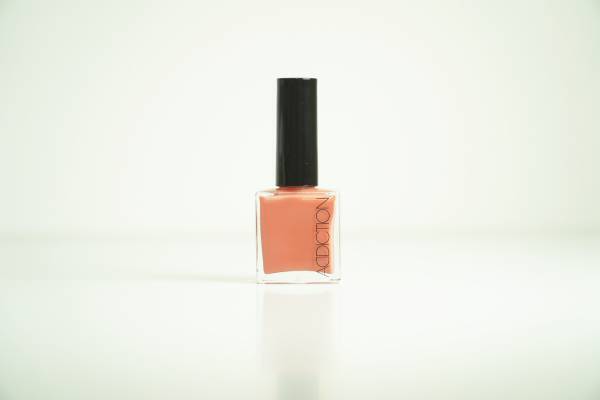 あなたを美しく魅せる「色」を見つける――流行にとらわれない大人のコスメ術