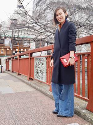 【おしゃれびとスナップ＃32】華やかなスカーフを、さらっと足していまっぽく