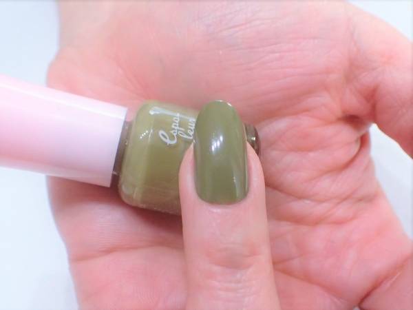 冬仕様・タイダイネイルの簡単なやり方【マニキュアでセルフネイル】