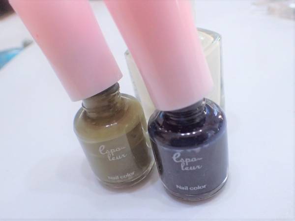 冬仕様・タイダイネイルの簡単なやり方【マニキュアでセルフネイル】