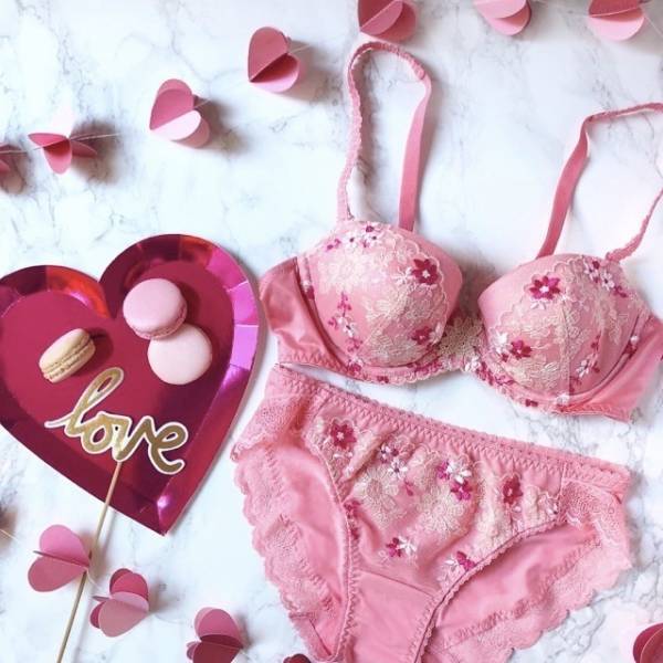 スイーツをイメージ。「夢みるブラ®premium」新作はインスタ映えする華やかさ！