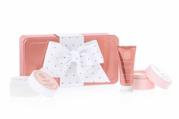 リゾートスパにいる気分になれる、Lalineのラグジュアリーなボディケアセット