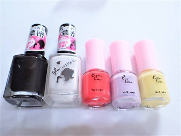 イエロー×レッドでつくる大人春ネイル【マニキュアでセルフネイル】