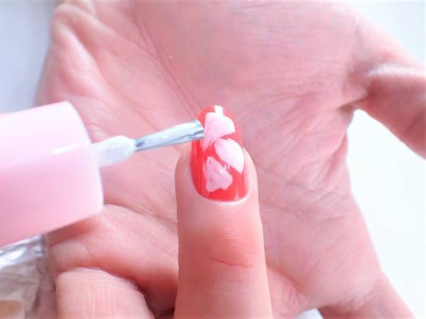 イエロー×レッドでつくる大人春ネイル【マニキュアでセルフネイル】