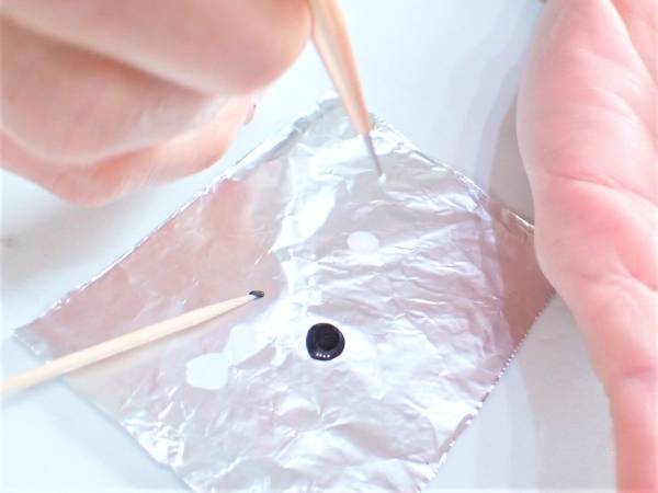 イエロー×レッドでつくる大人春ネイル【マニキュアでセルフネイル】