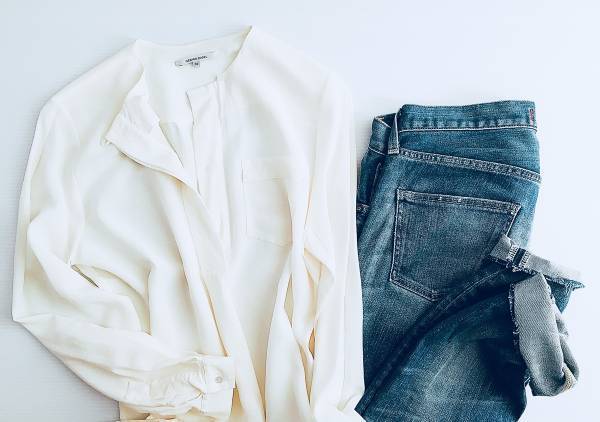 パリジェンヌの春スタイルは白シャツ＆ブラウスがあればいい