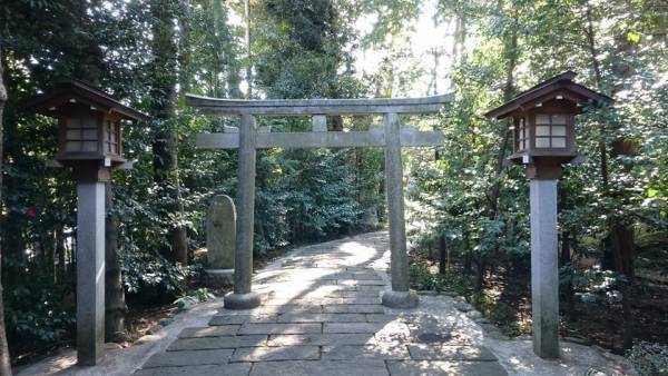 神社で神様とのご縁を結ぶ！　「御朱印」の意味と真のご利益