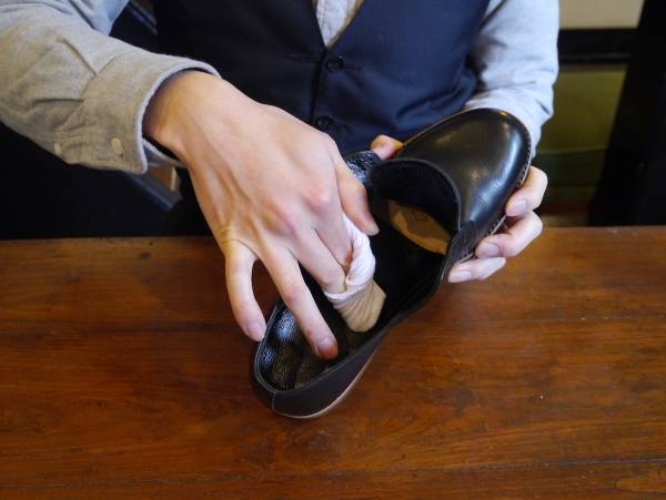 革靴のお手入れ方法〈基本編〉