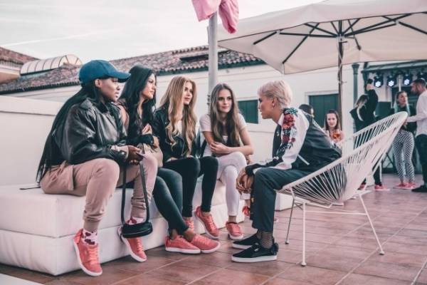 プーマ®からスウェード BOW新色が登場