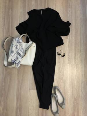 UNIQLOのアンクルパンツが優秀。７日分の上品コーデ、考えました