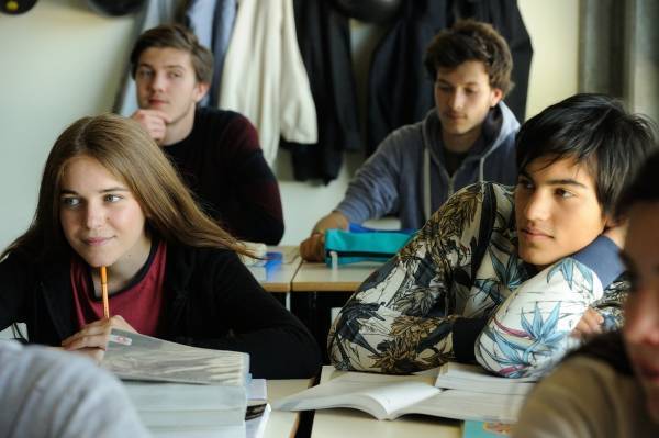 映画『最初で最後のキス』感想。“今を生きる若者たちの悩み” 16歳の恋と友情をビタースイートに描いた青春映画！