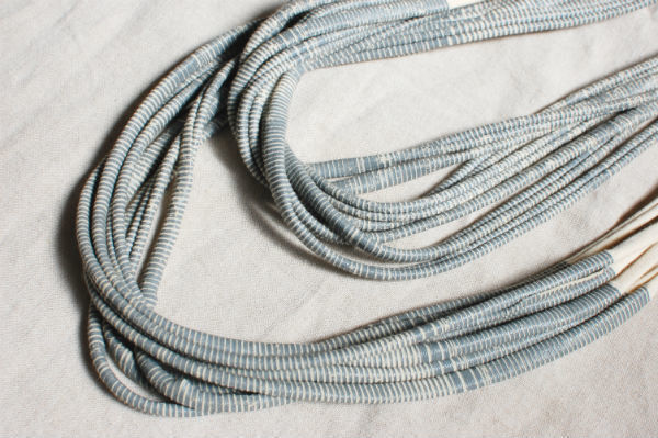 PRADAのバッグと靴がアクセント。初夏の週末華やぎコーデ