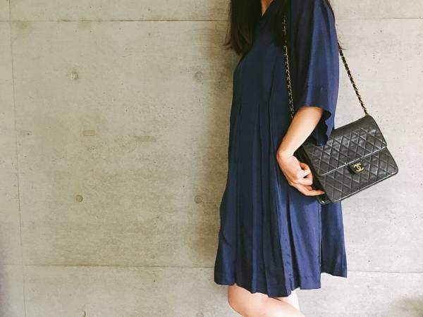 白スニーカーでかろやかに。初夏のパリジェンヌコーデ