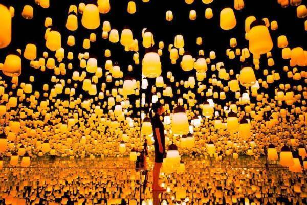 作品が自ら動き出す。森ビル×チームラボが「ボーダーレス」をテーマにした体験型巨大アート施設を開設