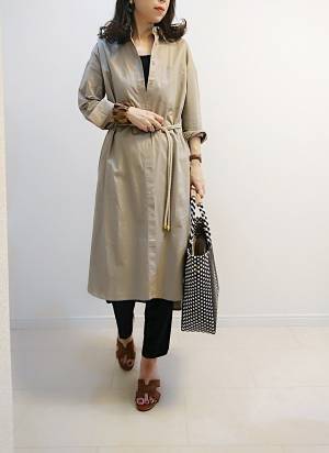 レギンス合わせが旬。ワンピースを今年らしく着こなす３つのアイデア