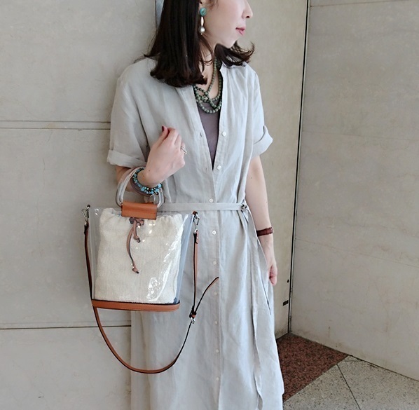 レギンス合わせが旬。ワンピースを今年らしく着こなす３つのアイデア