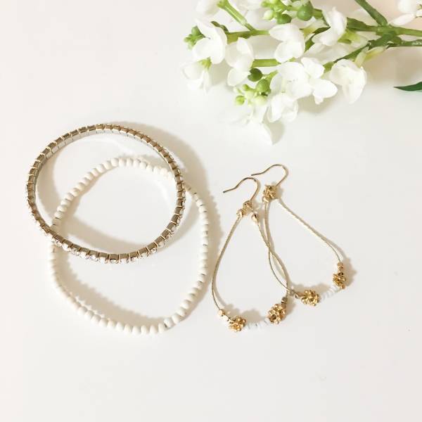 UNIQLOのシフォンプリーツスカートが優秀。白×赤のきれいめ夏コーデに