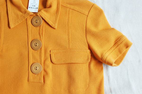 きれい色トップスは、サプリメントのように着こなして