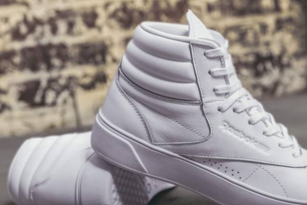 リーボック クラシックが誇るウィメンズモデル「FREESTYLE」がアップデート