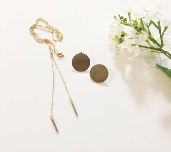 UNIQLOドレープクルーネックTが優秀。ボタニカル柄スカートと合わせて夏コーデ