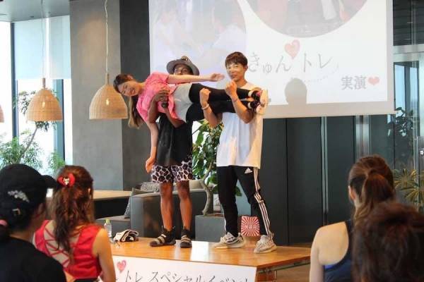 DRESS×dTVのエクササイズプログラム「きゅん❤トレ」イベントレポート