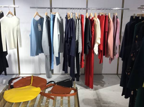 トレンドは無理に取り入れない。自分のスタイルに似合うものを【スタイリストのマイルール＃２】