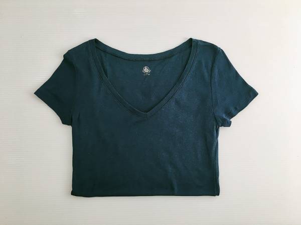 フランス女性が溺愛するプチバトーのTシャツは名品です