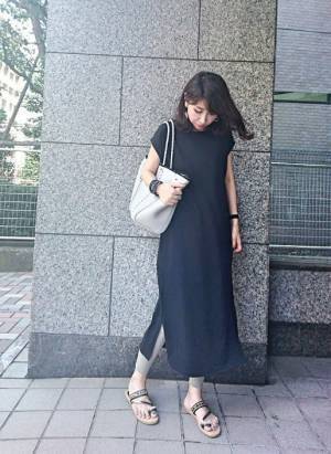 履くだけでおしゃれな足元に。大人向けプチプラサンダルをふたつセレクト！